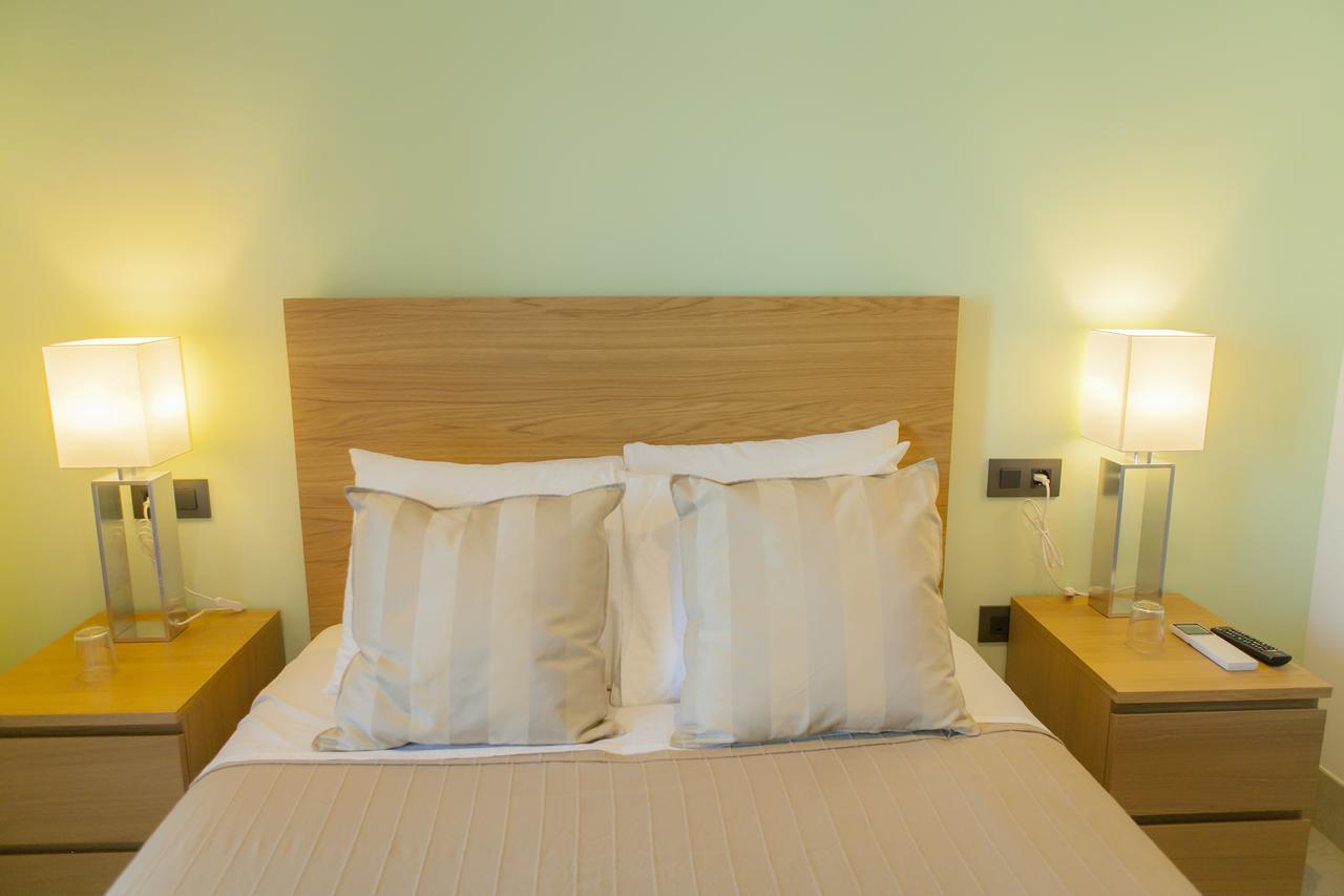 Hotel Novomar Chiclana de la Frontera Zewnętrze zdjęcie